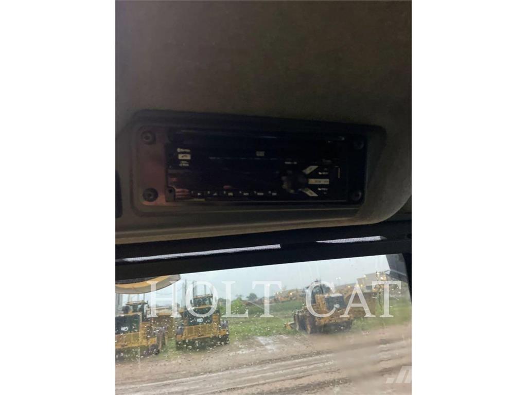 CAT 745 연결식 홀러