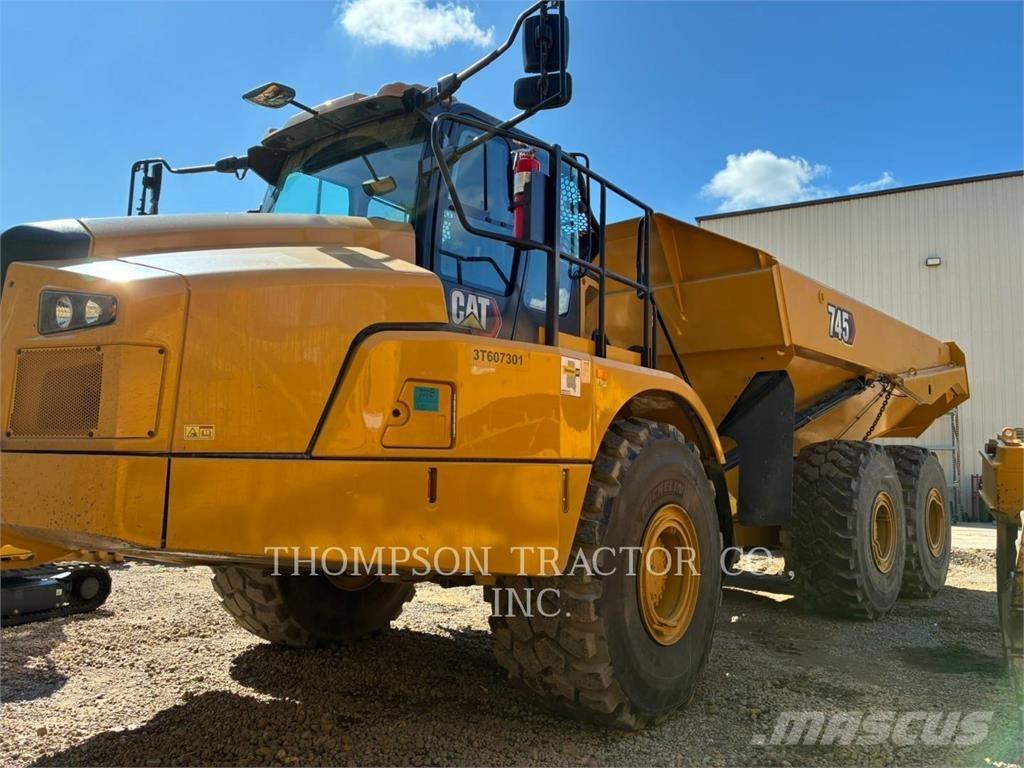 CAT 745 연결식 홀러