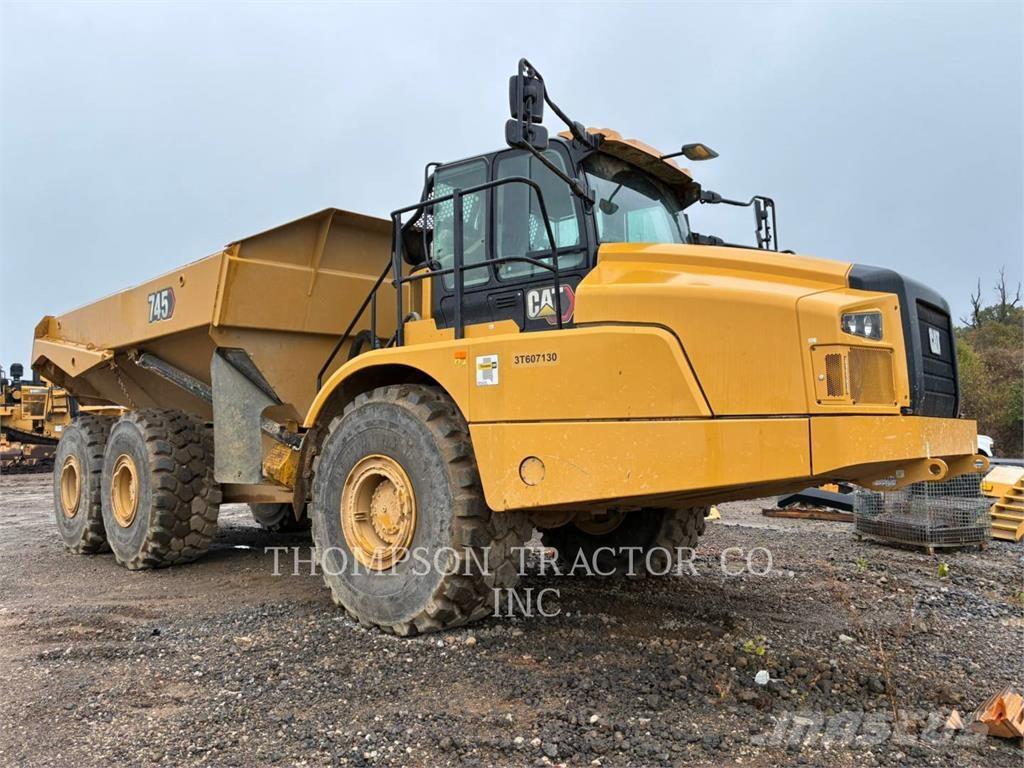 CAT 745 연결식 홀러