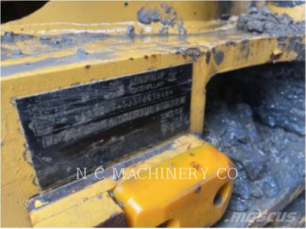 CAT 745 연결식 홀러