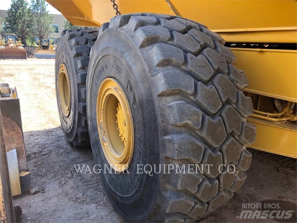 CAT 745 연결식 홀러