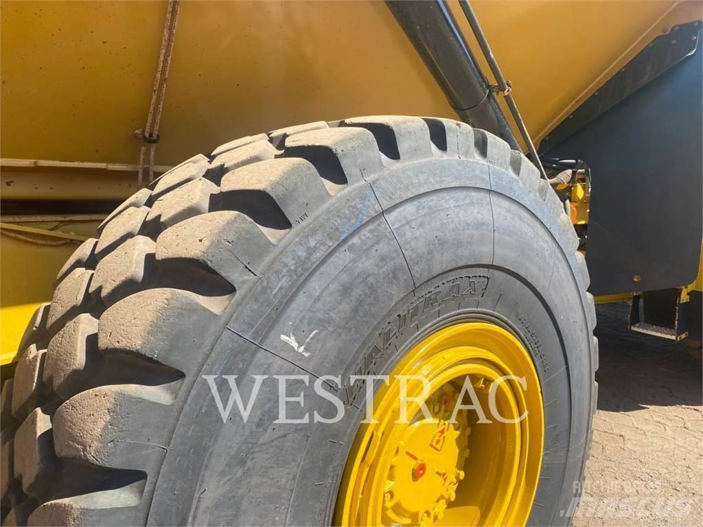 CAT 745-04LRC 연결식 홀러