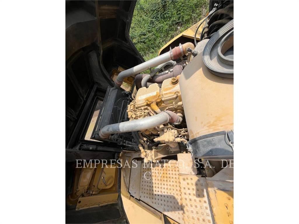 CAT 745-04LRC 연결식 홀러