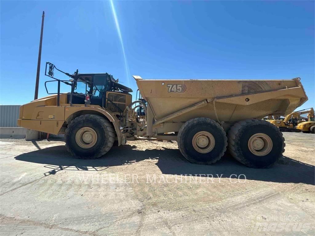 CAT 745 TG 연결식 홀러