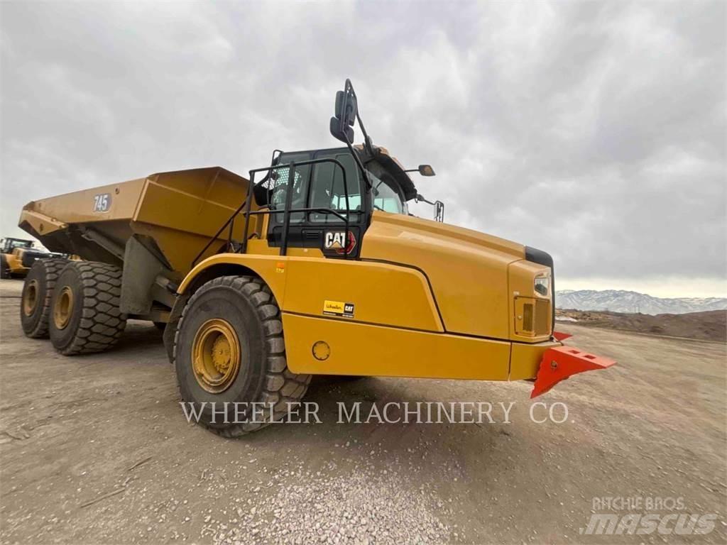 CAT 745 TG 연결식 홀러