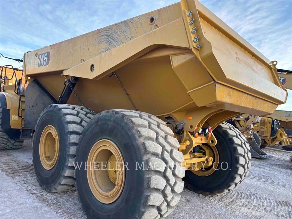 CAT 745 TG 연결식 홀러