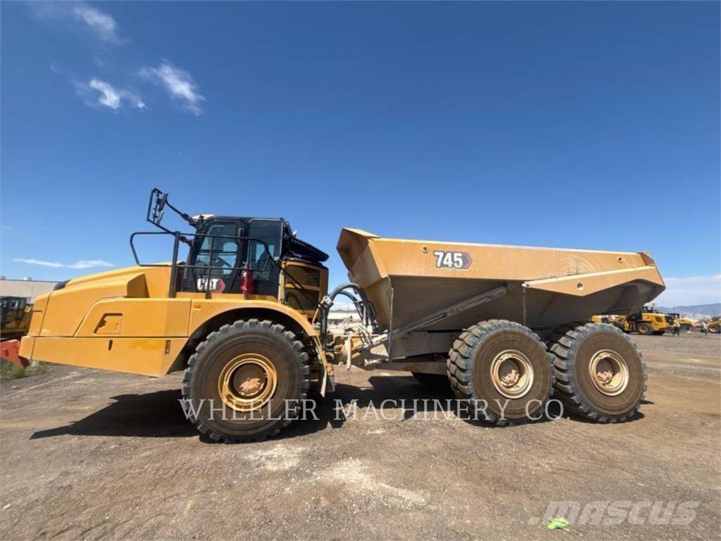 CAT 745 TG 연결식 홀러