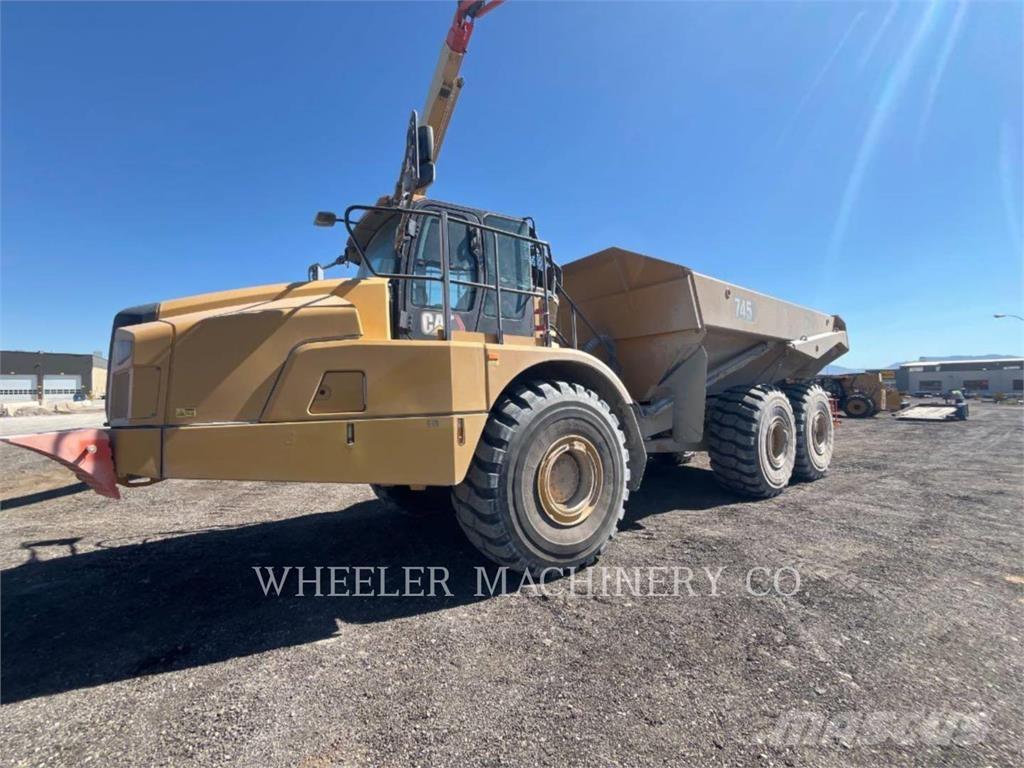 CAT 745 TG 연결식 홀러