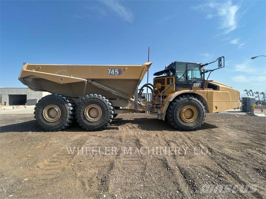 CAT 745 TG 연결식 홀러