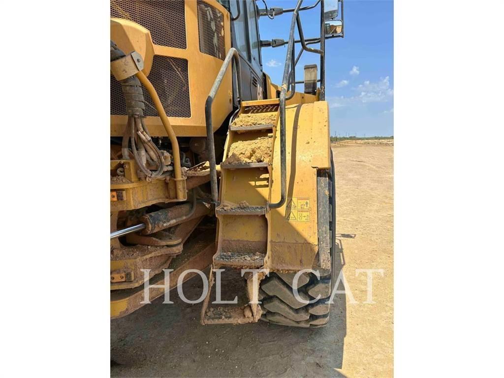 CAT 74504 연결식 홀러