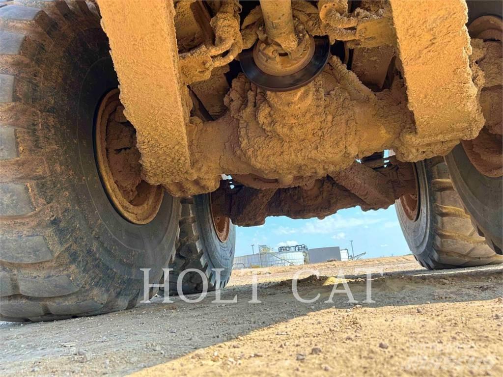 CAT 74504 연결식 홀러