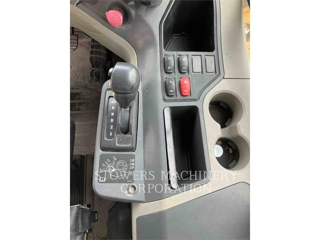 CAT 74504 연결식 홀러