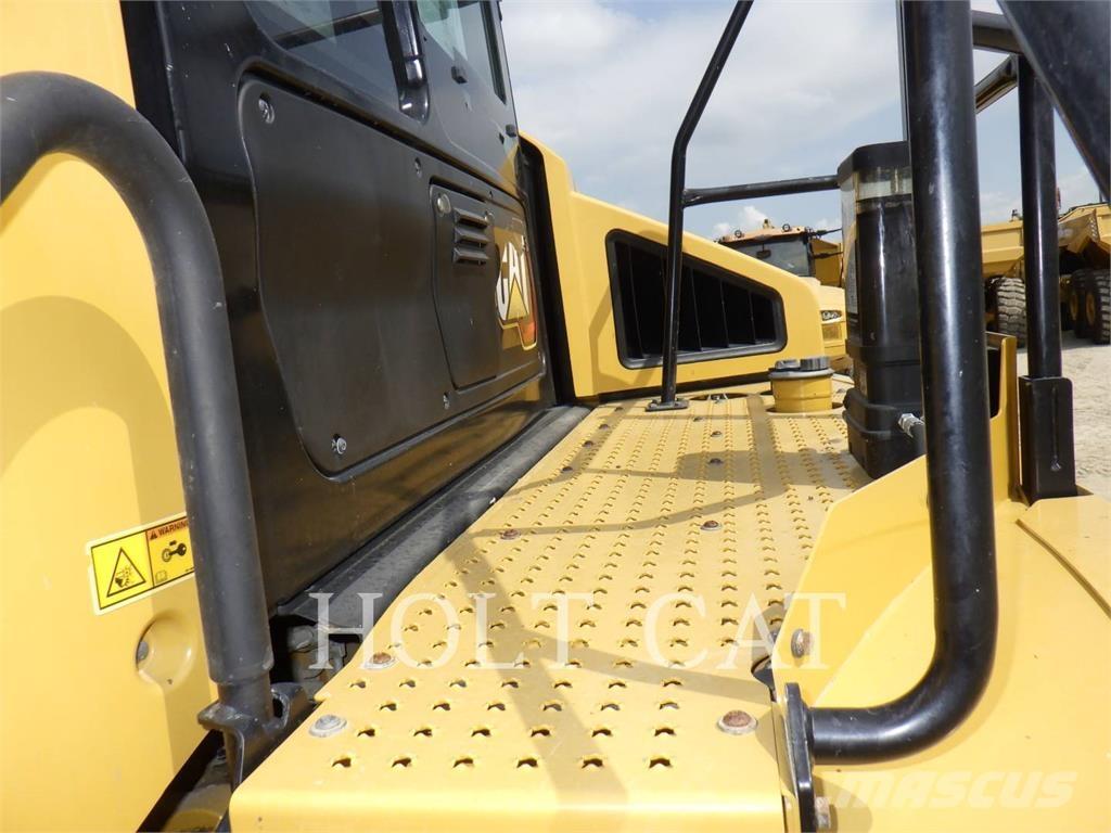 CAT 74504 연결식 홀러