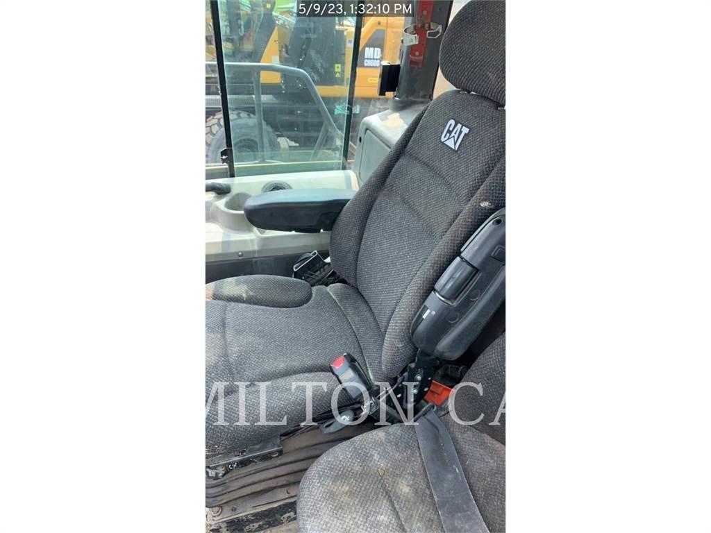 CAT 745C 연결식 홀러