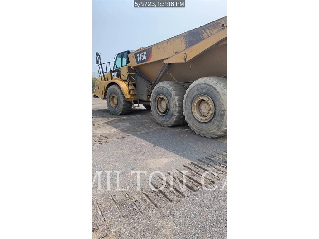 CAT 745C 연결식 홀러