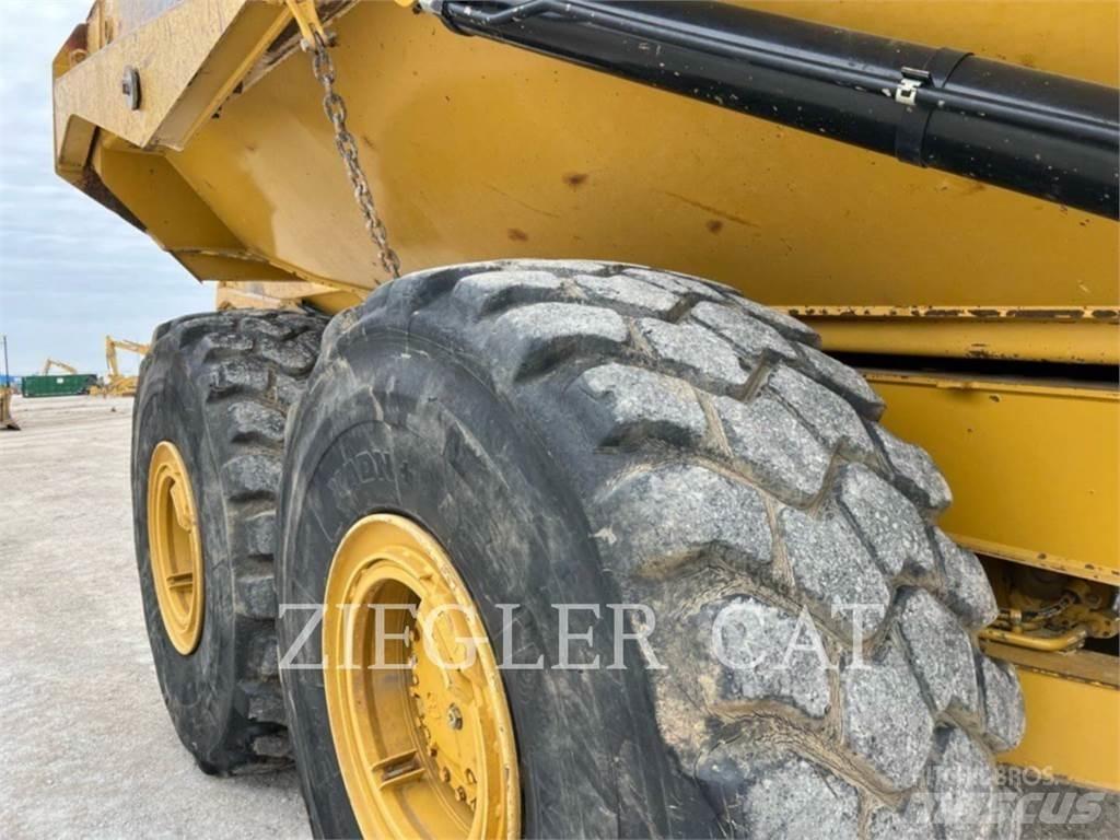 CAT 745C 연결식 홀러