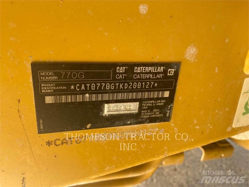 CAT 770 G 연결식 홀러