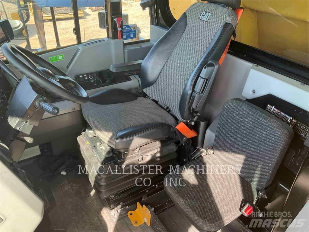 CAT 772G 연결식 홀러
