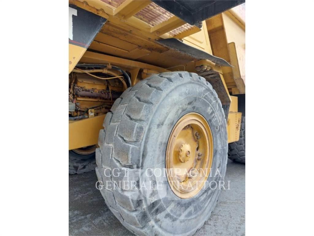 CAT 775B 연결식 홀러