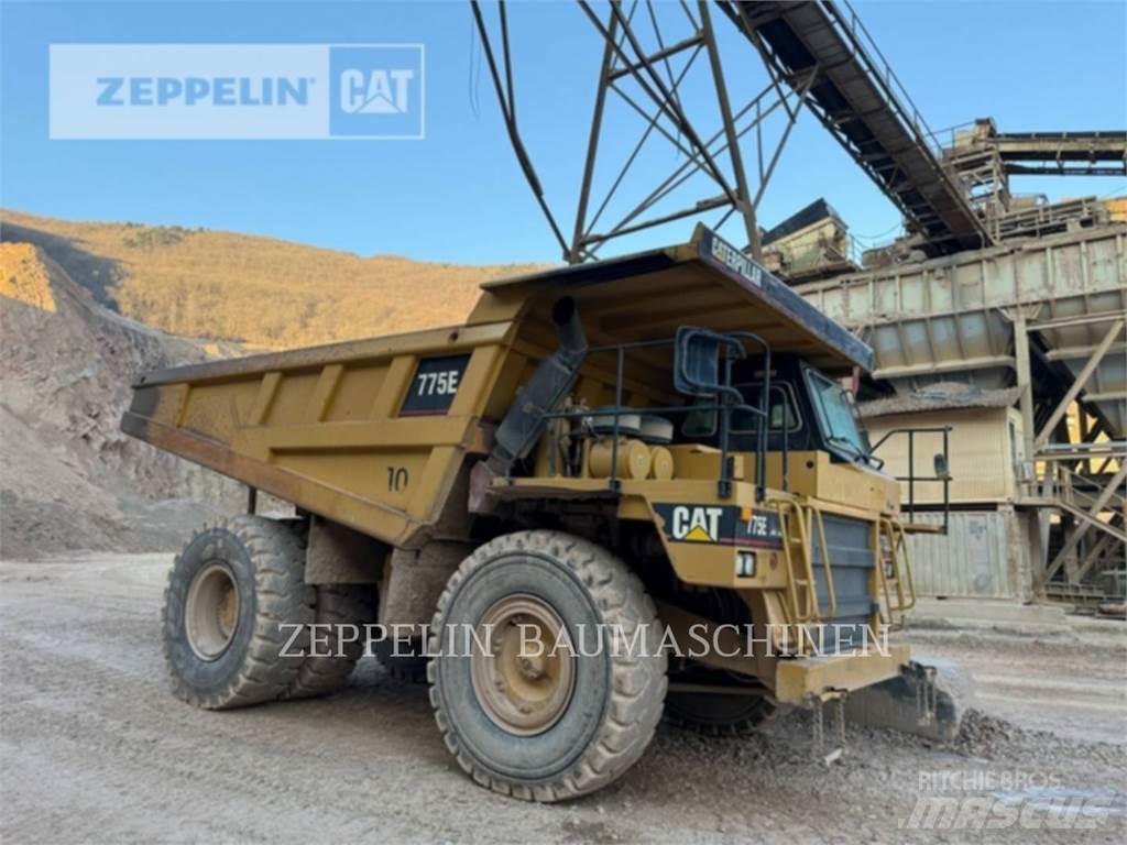 CAT 775E 연결식 홀러
