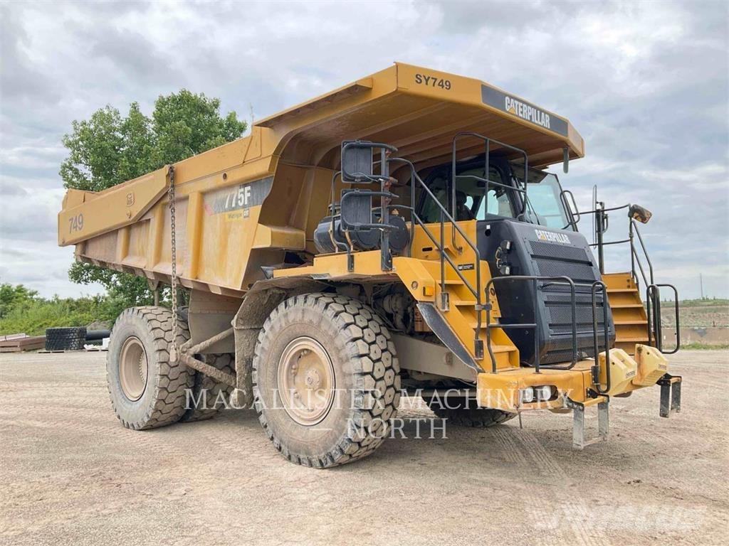 CAT 775F 연결식 홀러