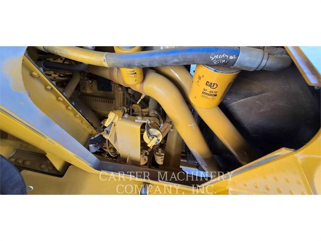 CAT 775F RBLD 연결식 홀러