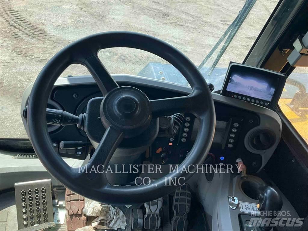 CAT 775G 연결식 홀러