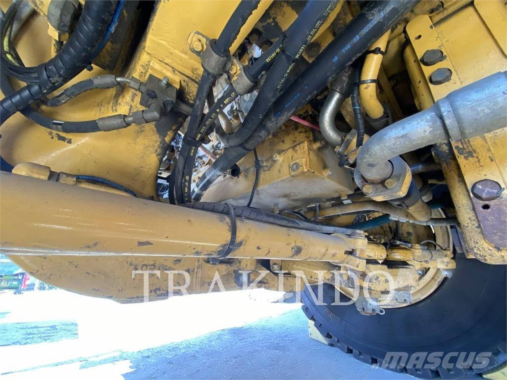 CAT 777E 연결식 홀러