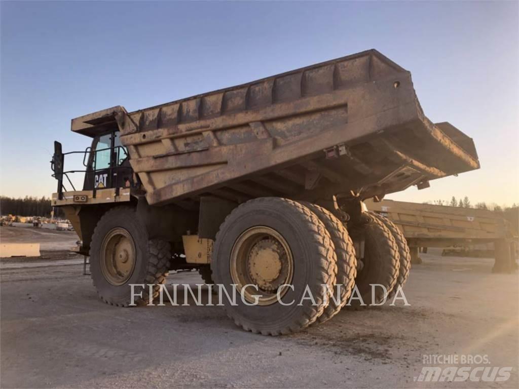 CAT 777F 연결식 홀러
