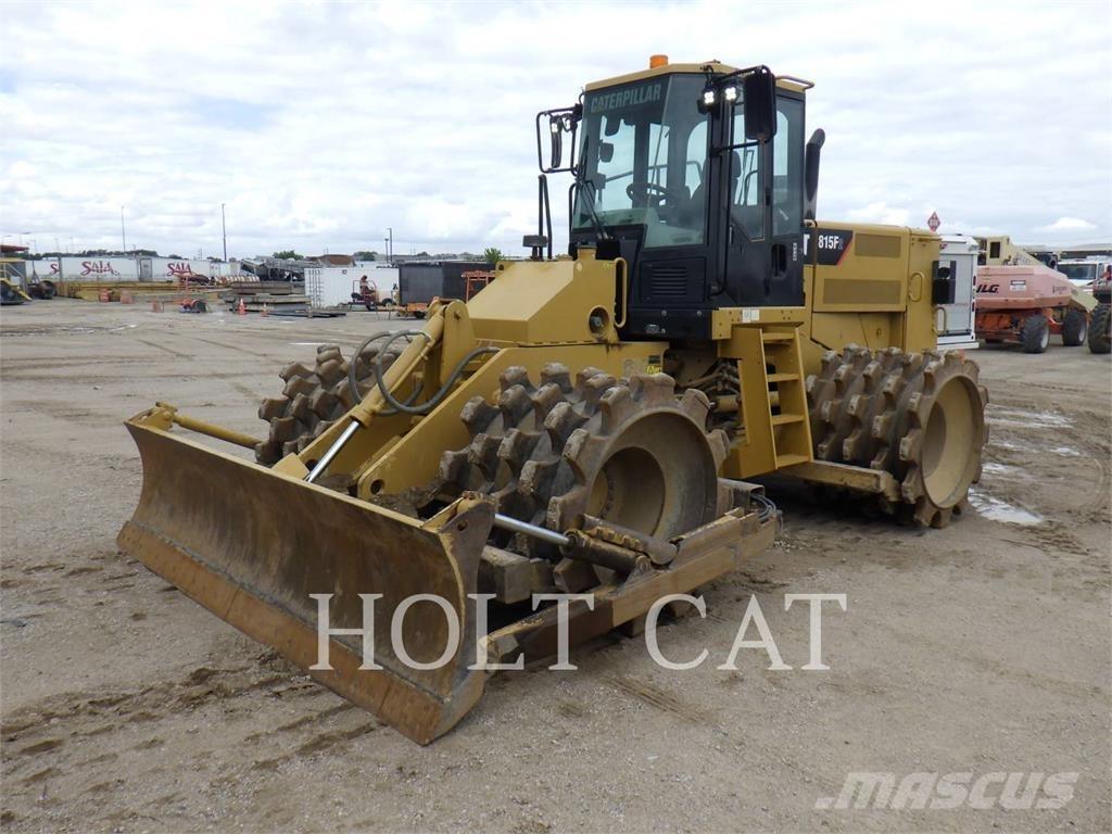 CAT 815FII 토양 다짐기