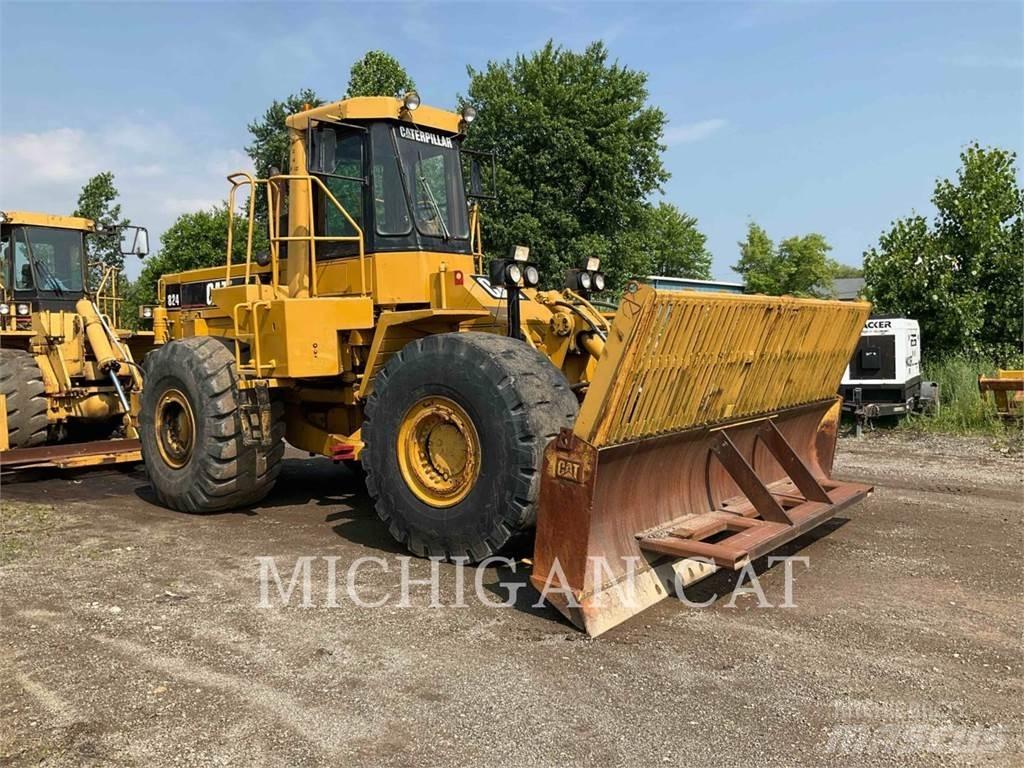 CAT 824C  휠로우더