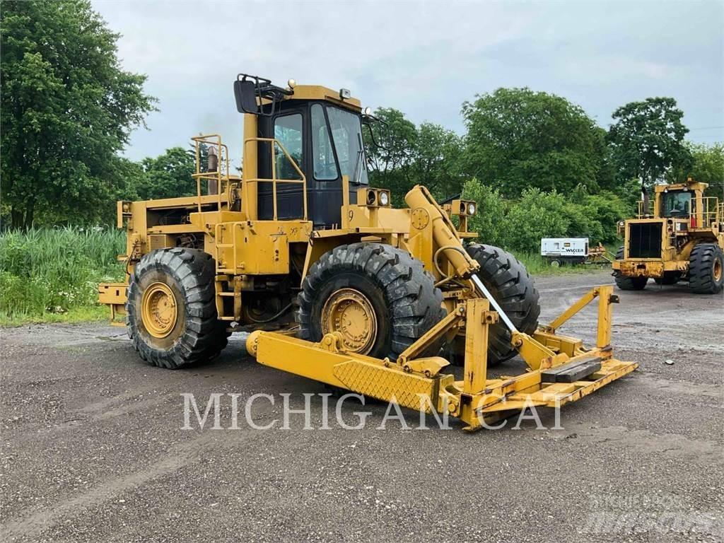 CAT 824C  휠로우더