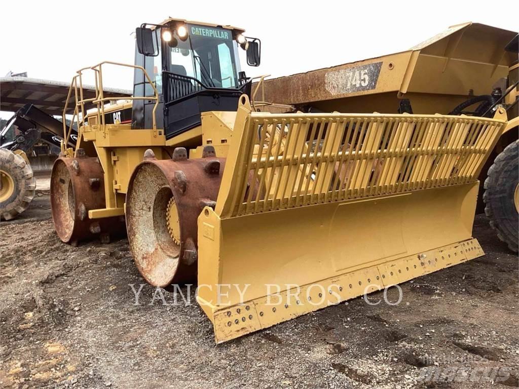 CAT 826H 토양 다짐기