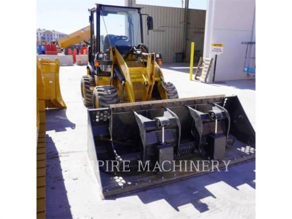CAT 903C2  휠로우더