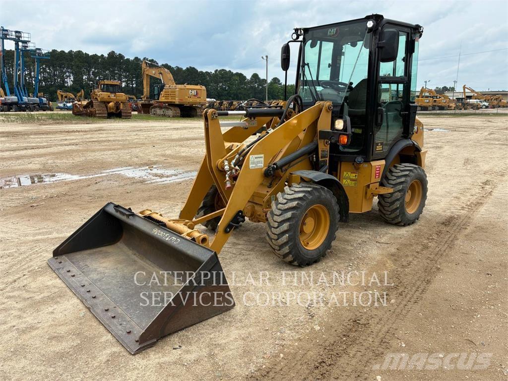 CAT 903D  휠로우더