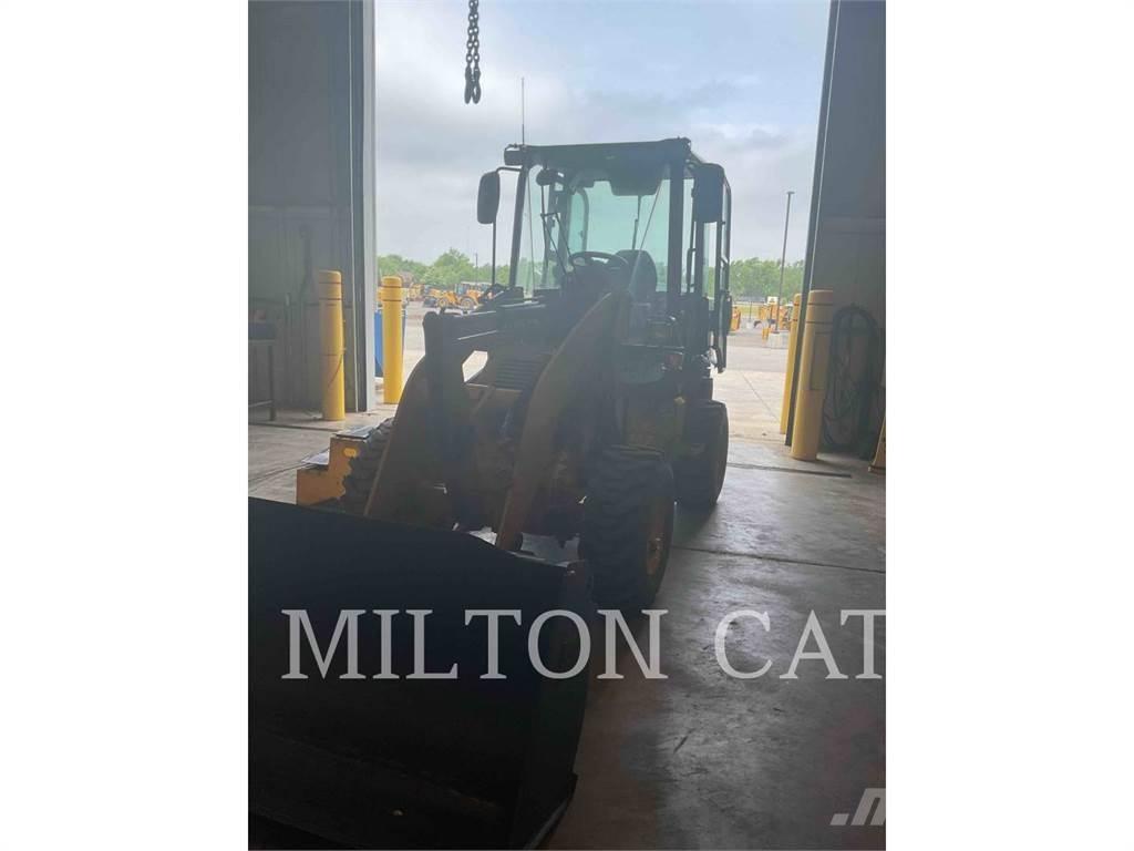 CAT 903D  휠로우더