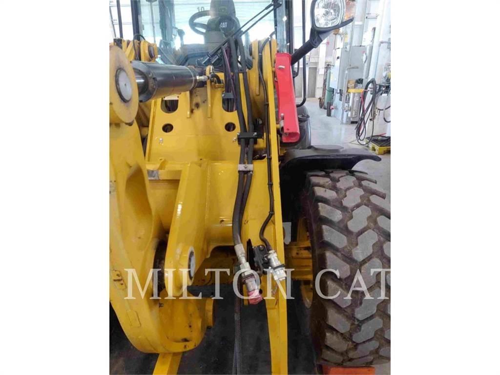 CAT 906  휠로우더