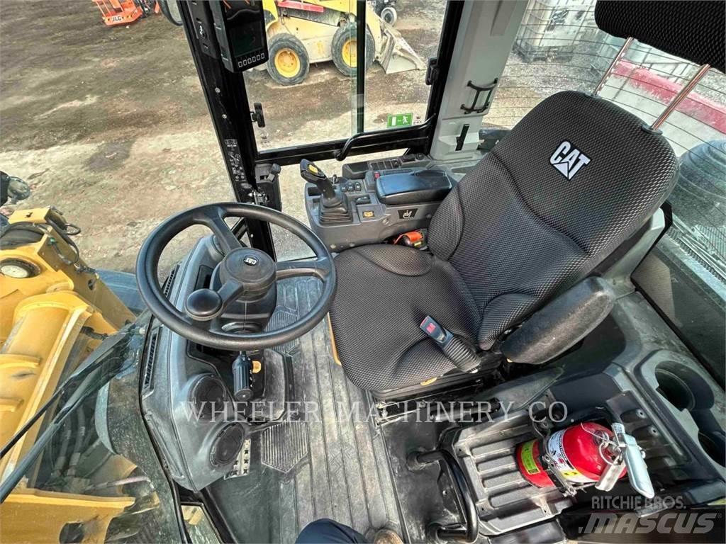 CAT 906  휠로우더