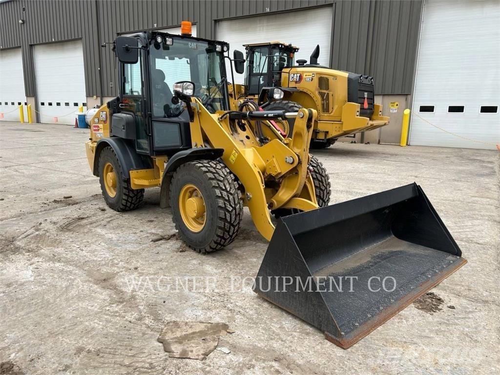 CAT 906  휠로우더