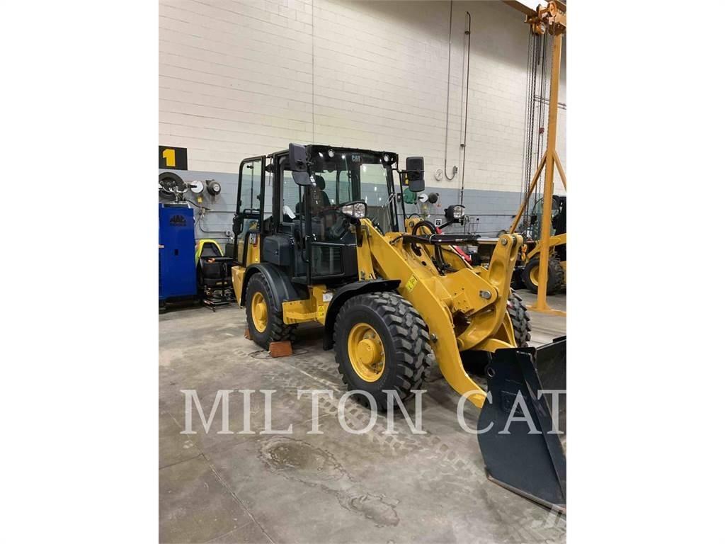 CAT 906  휠로우더