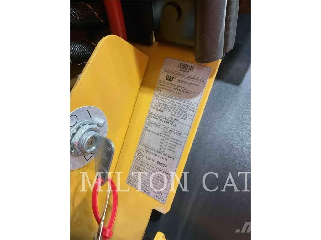 CAT 906  휠로우더