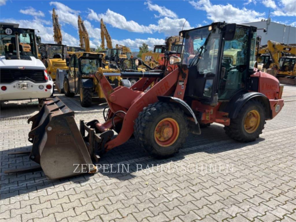 CAT 906H  휠로우더