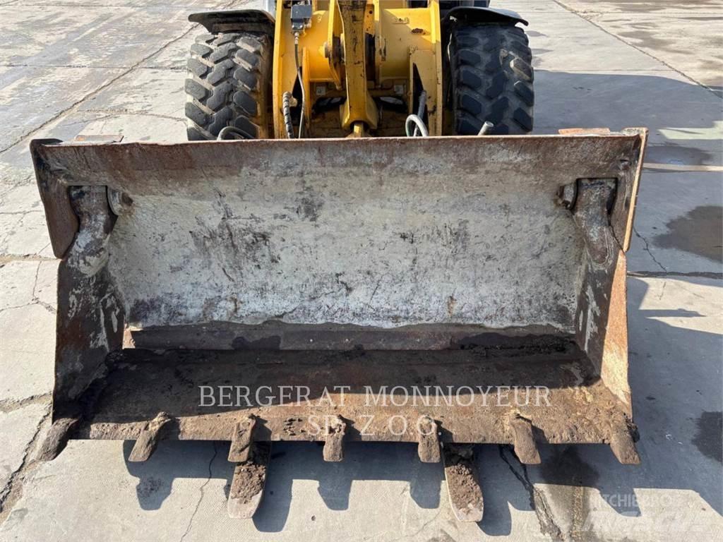 CAT 906H2  휠로우더