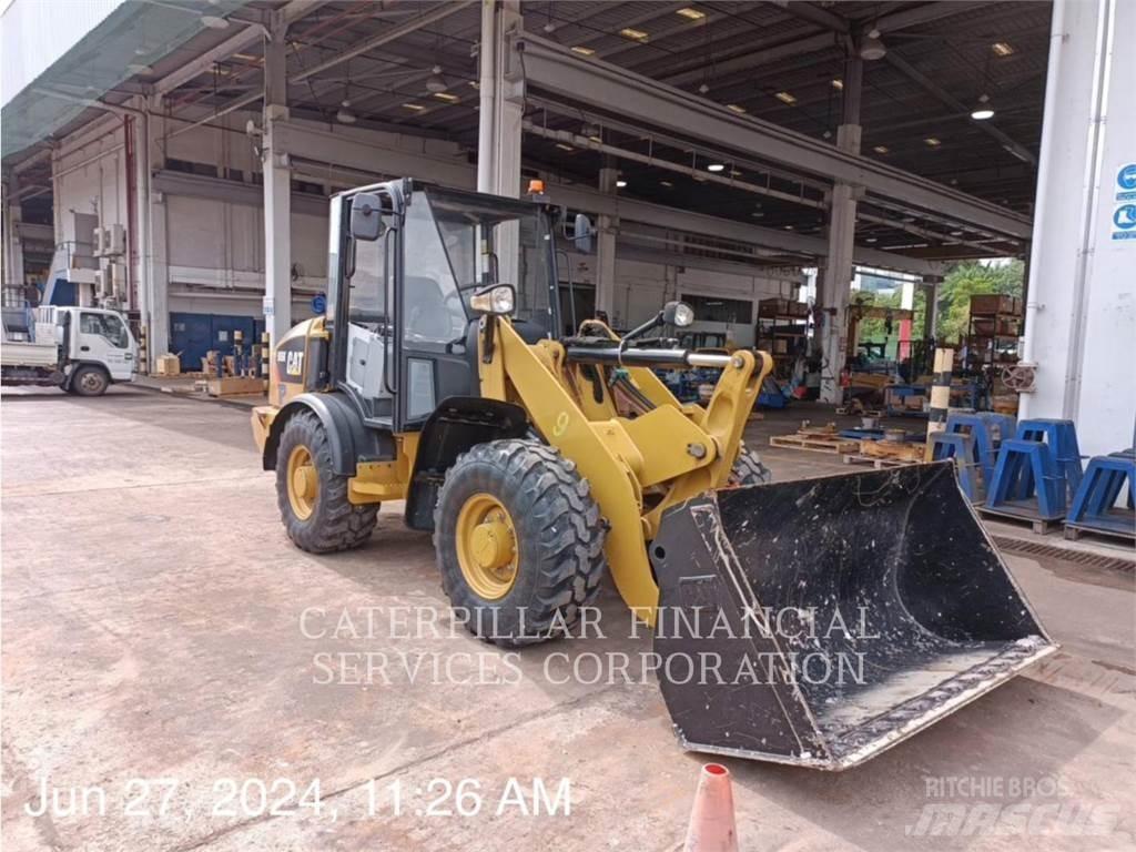 CAT 906K  휠로우더