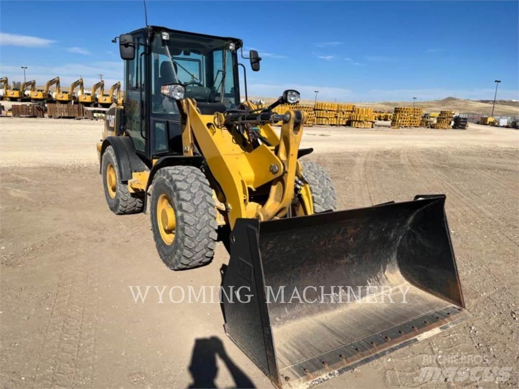 CAT 906M  휠로우더
