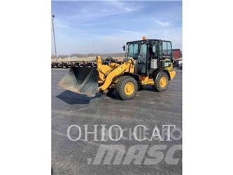 CAT 906M 미니 로더