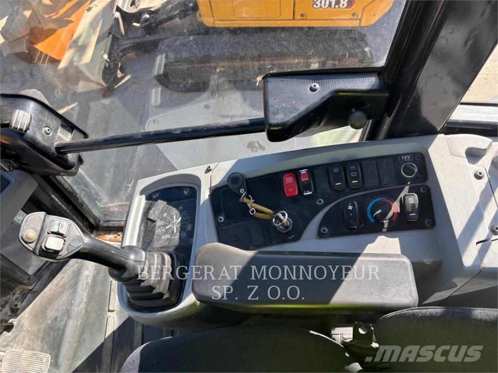 CAT 906M  휠로우더