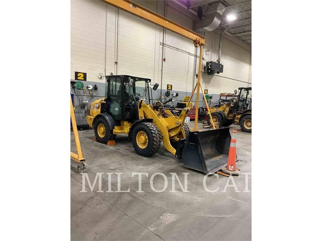 CAT 906M  휠로우더