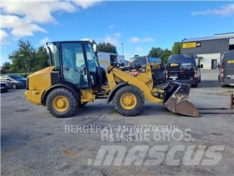 CAT 906M  휠로우더