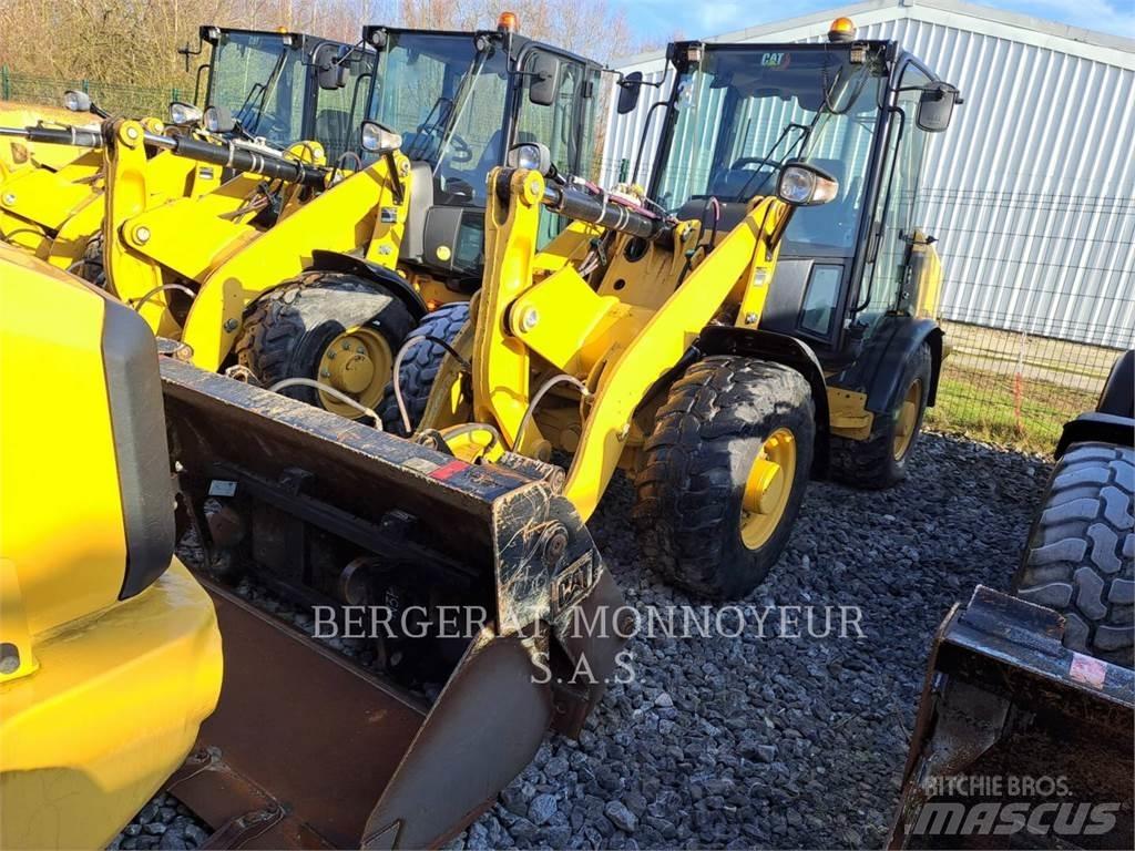 CAT 906M  휠로우더